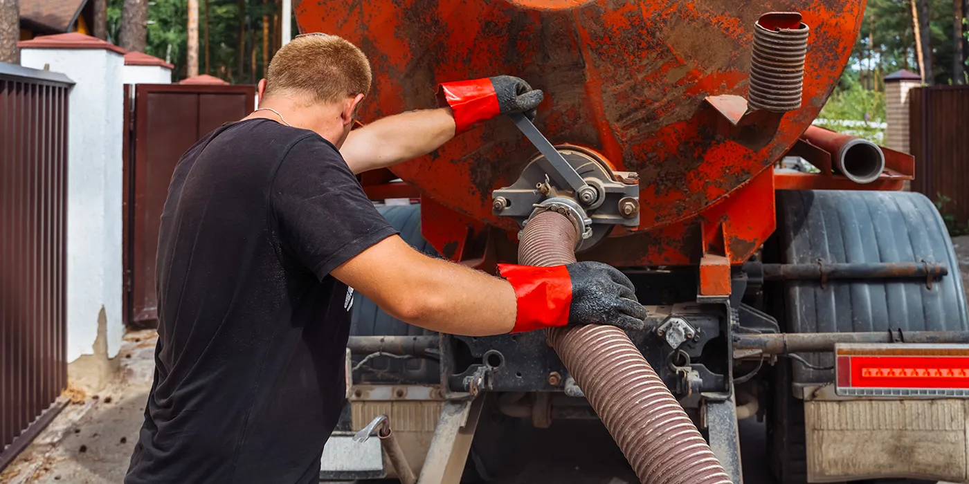 Septic tank system services and sewer repair in Hollister, ID by Western Septic & Excavation